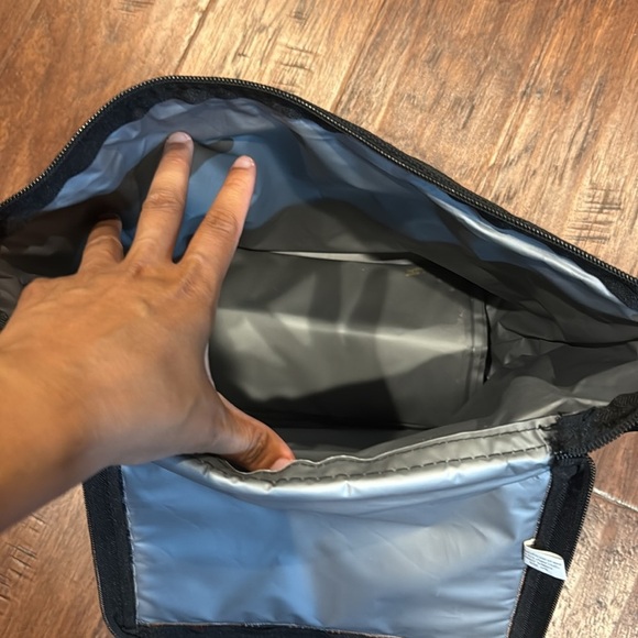 FedEx Ground Camo Brown and Black Insulated Bag - Picture 11 of 12